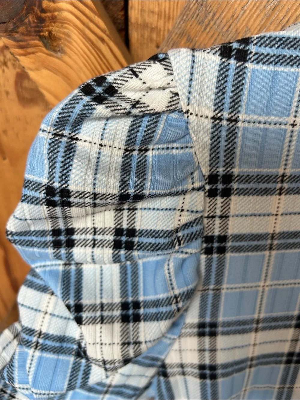 Rue21 Blue White and Black Plaid Puff-Sleeve Top